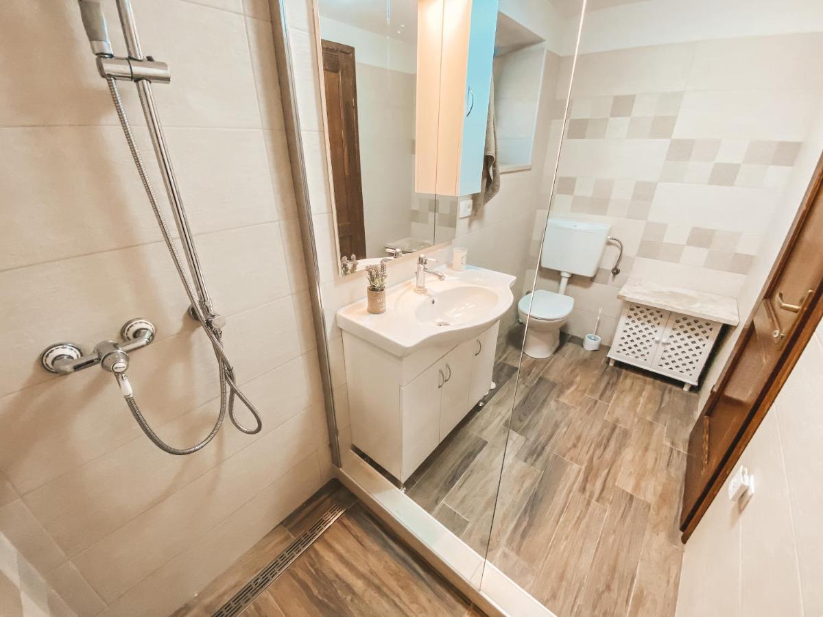 Holiday Home Istra Plomin Luaran gambar